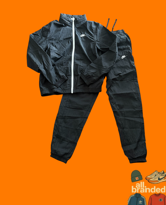 Nike Tracksuit (S)